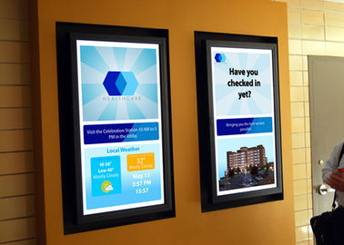 Waterproof dinding dalam ruangan dipasang Digital Signage Board di bandara 55 inch 1920 x 1080