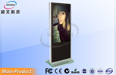 Berdiri Indoor 55 &#39;&#39; Sendiri Digital Signage Kios untuk Metro / Lobby / Bioskop High Definition